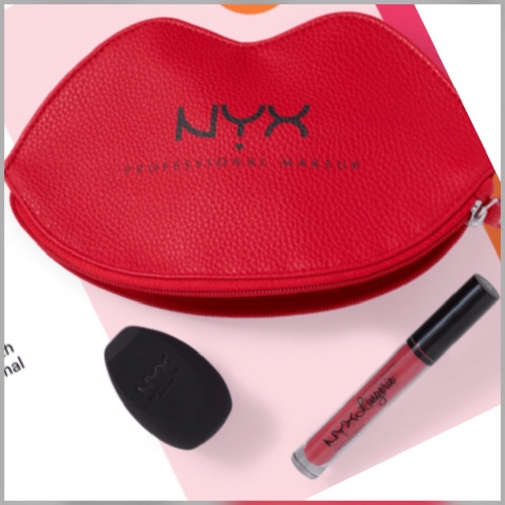 3-Piece NYX Professional Makeup Kit with Wristlet! - Picture 4 of 7